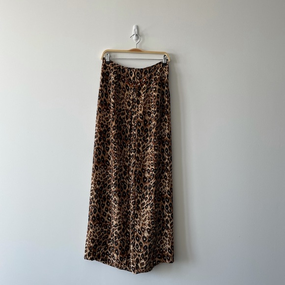 Cheetah print pants - Picture 2 of 3